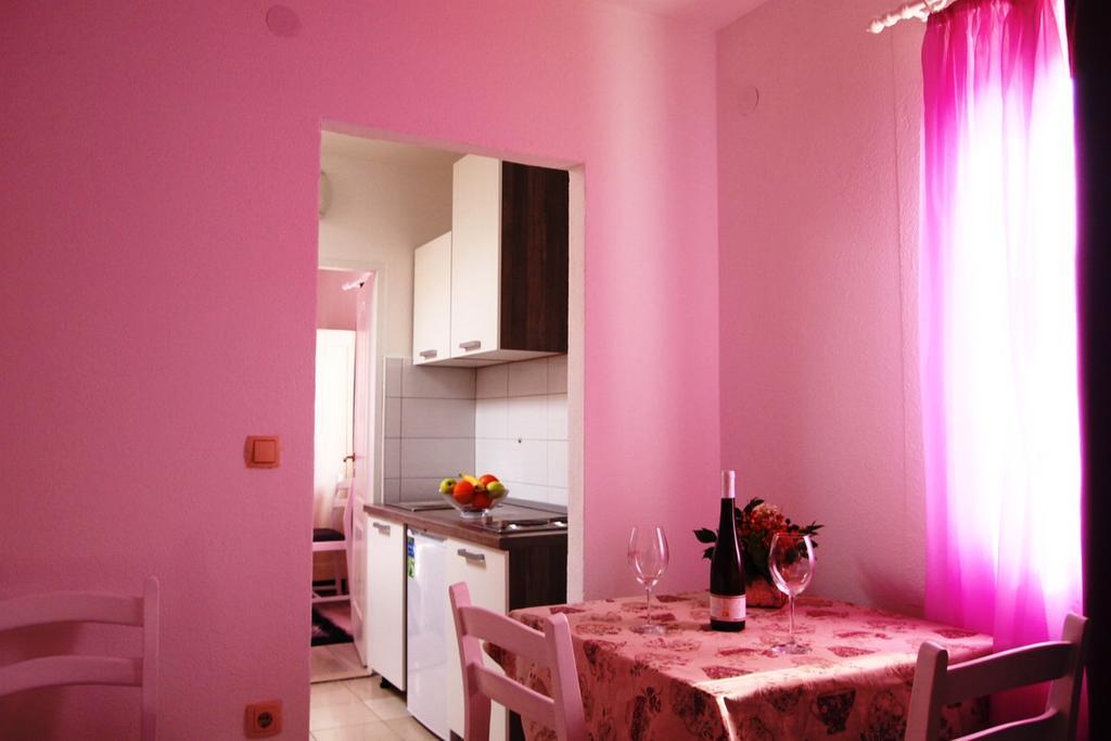 Apartment Old Town Makarska Szoba fotó